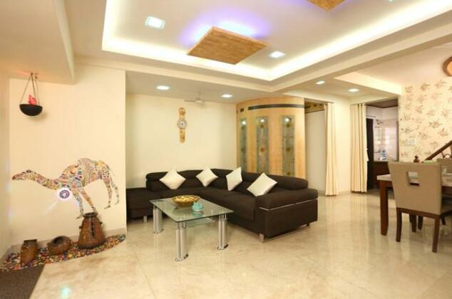 Royal Duplex Suite Mumbai - Photo3