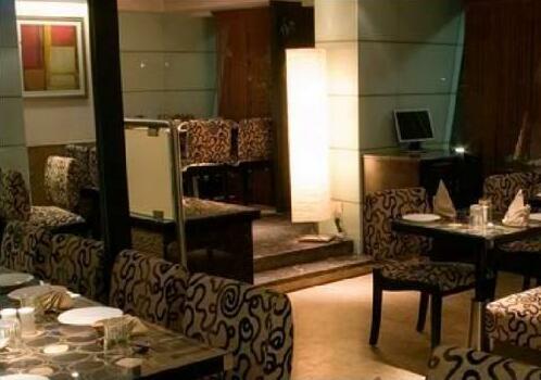 Sampoorna Hotel - Photo5