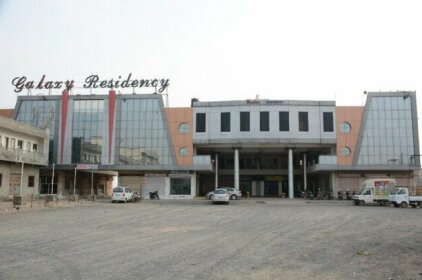 OYO 35378 Galaxy Residency