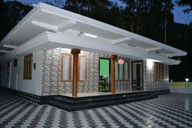Arabian Nights Munnar - Photo2