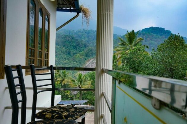 Nature Family Cottage Munnar - Photo2