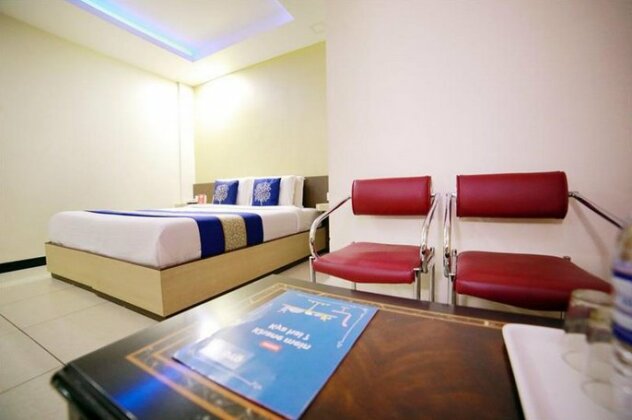 OYO 8588 Rainbow Inn - Photo4