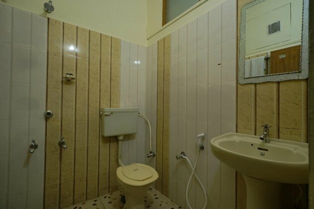 Treebo Trip Munnar Tourist Home - Photo4