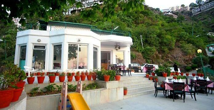 Country Inn - Photo2