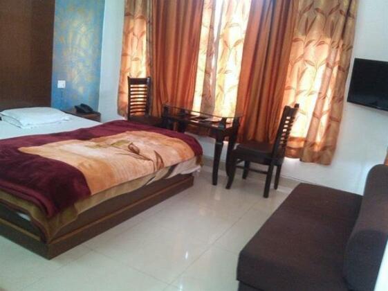 Photo 2
