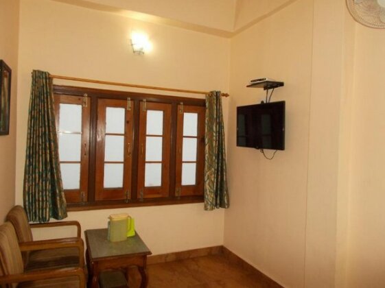Hotel Paramount Mussoorie - Photo2