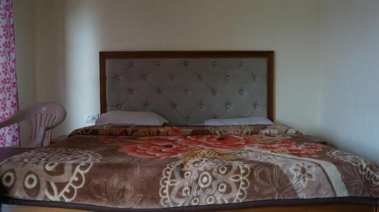 Hotel Pine Tree - Photo4