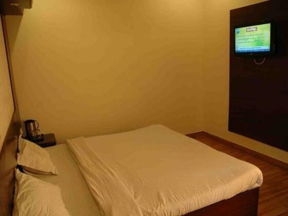 Naaz Hotel - Photo3