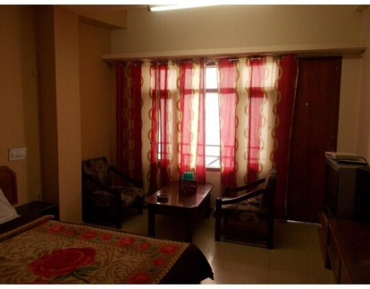 Nice Place near Cart Road - Photo3