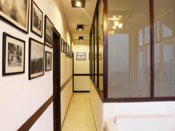 OYO Premium Luxurious Castle - Photo2