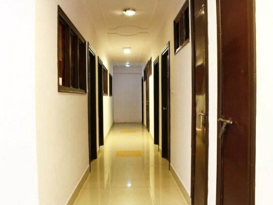 Oyo Premium Ropeway Mall Road - Photo2
