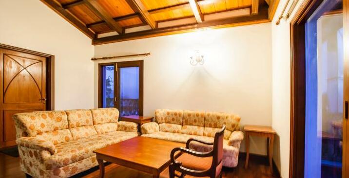 Tullahmore Suites - Photo5
