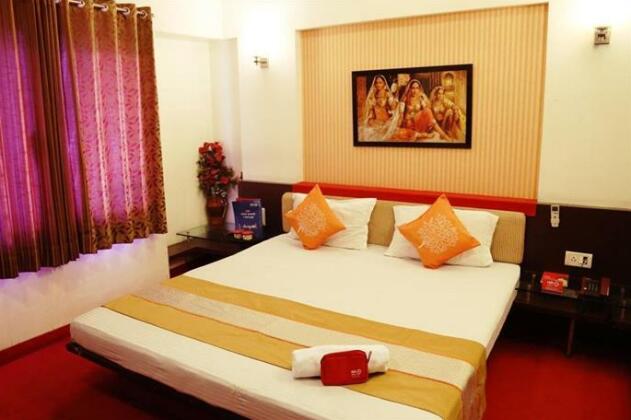 Addhuri Comforts Inn - Photo3