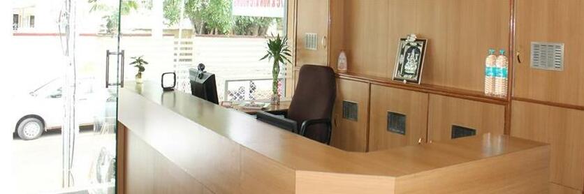 Banyan Tree Comforts - Photo2