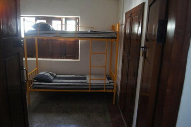 Cornerbunker - Photo2