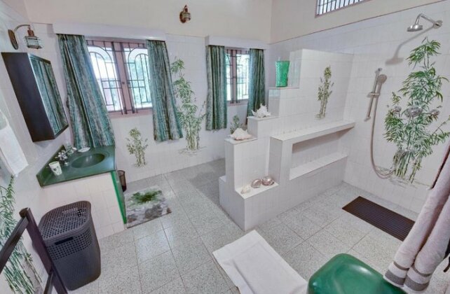 Efkay's Home Stay - Photo5