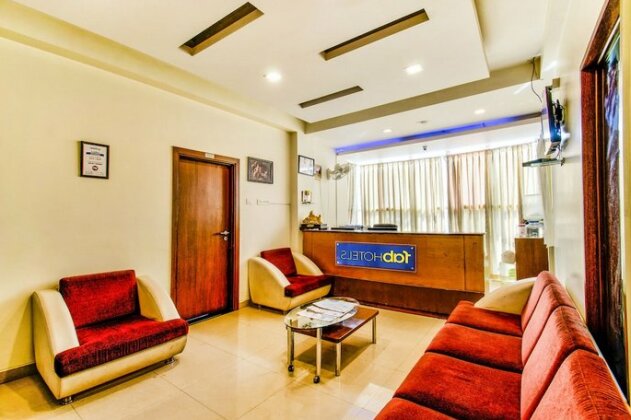 FabHotel Kings L Grand - Photo4