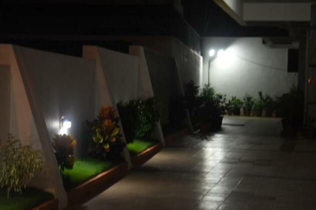 Golden Bells - Photo2