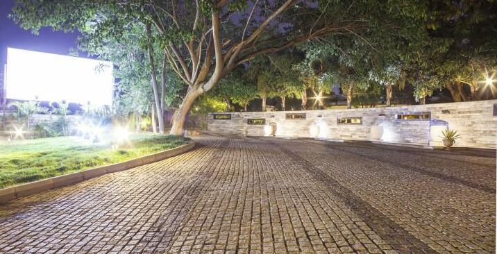Golden Landmark Resort - Photo3