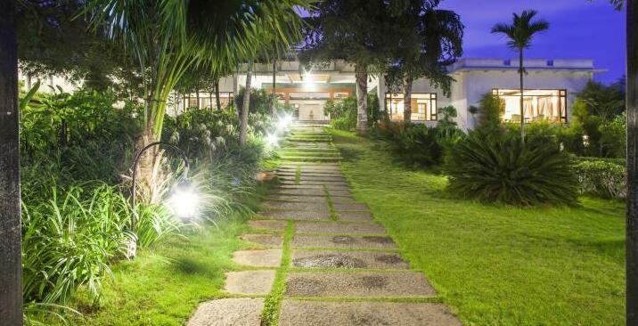 Golden Landmark Resort - Photo4