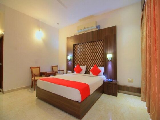 Grand Milestone Hotel - Photo2