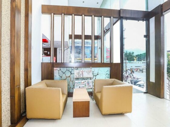 Green Wood Inn & Suites - Photo3