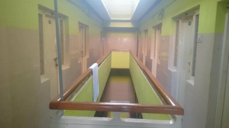 Hotel Loyal Lodge - Photo2