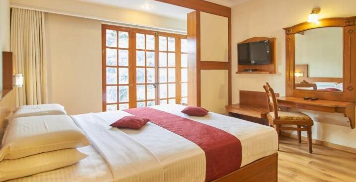 Hotel Maurya Residency - Photo3