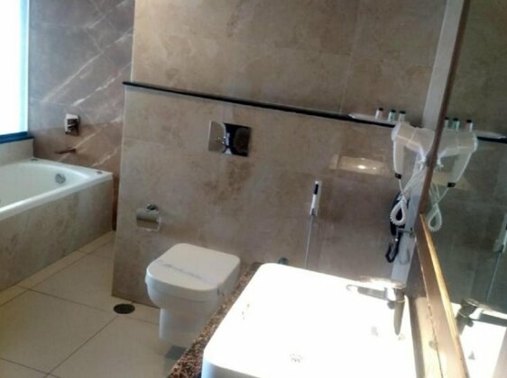Hotel Preethi International - Photo2