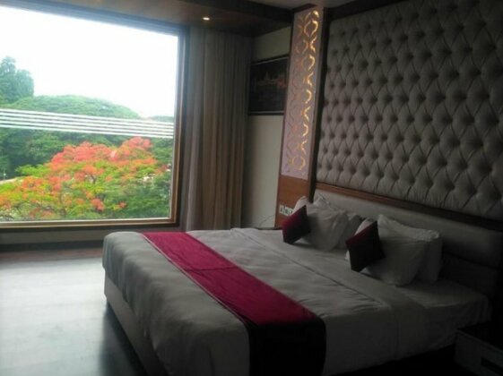 Hotel Preethi International - Photo3