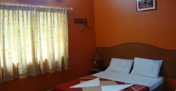 Hotel Rajalakshmi Comforts - Photo4