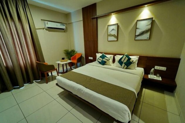 Hotel Residenza Samasth Palatial - Photo5