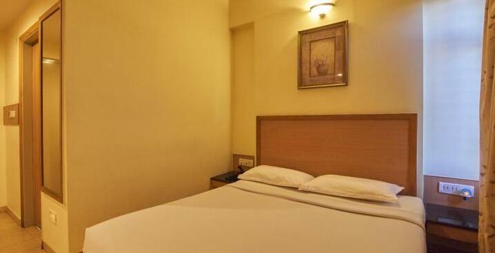 Hotel Roopa - Photo3