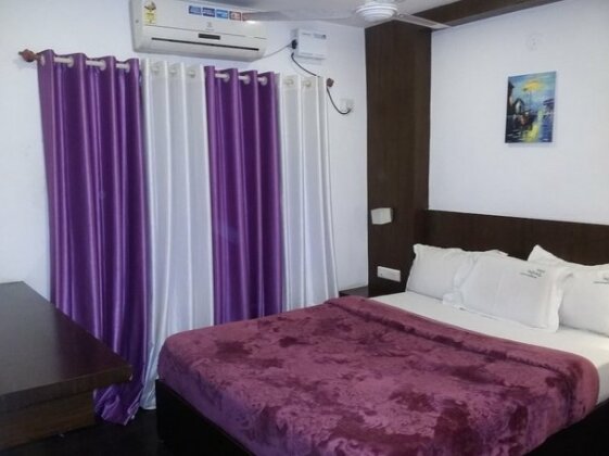 Luciya International Mysore - Photo4