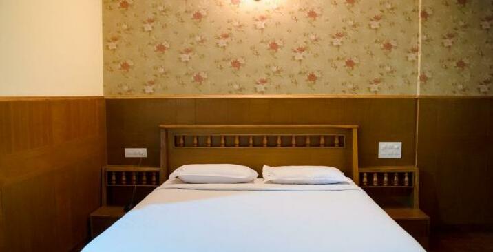 Mahendra Hotel - Photo4