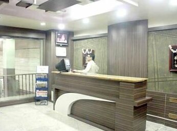 Mannars Deluxe Lodge - Photo3