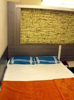 Mannars Deluxe Lodge - Photo5