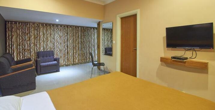 Mysore Hotel Complex - Photo3