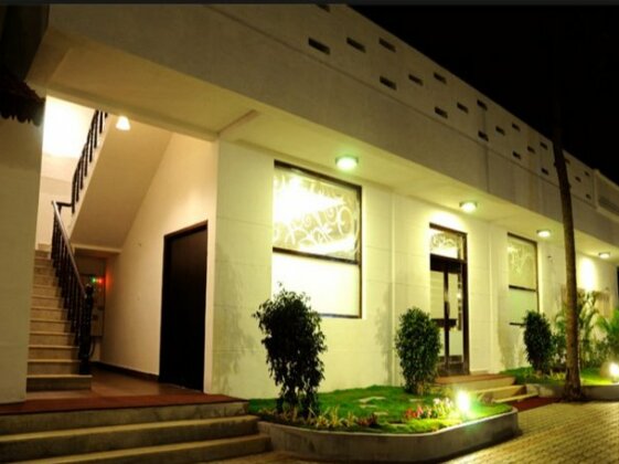 Oriole Resorts - Photo4