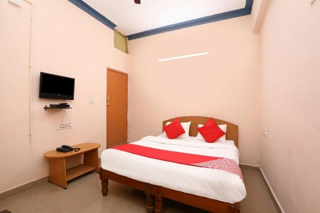 OYO 24210 Yashas Residency - Photo5