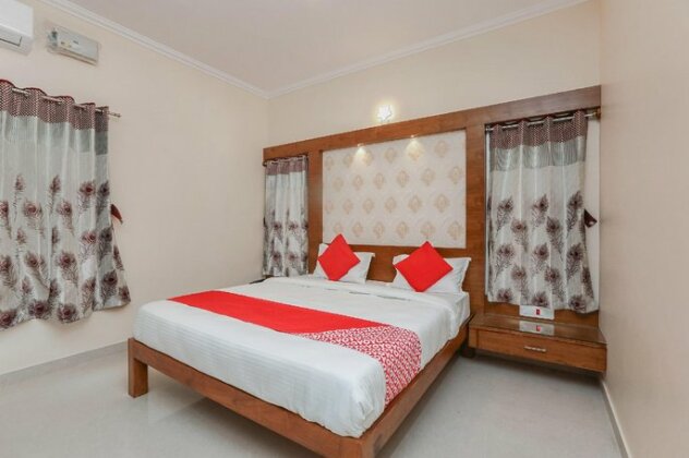 OYO 24264 Monisha Residency - Photo2