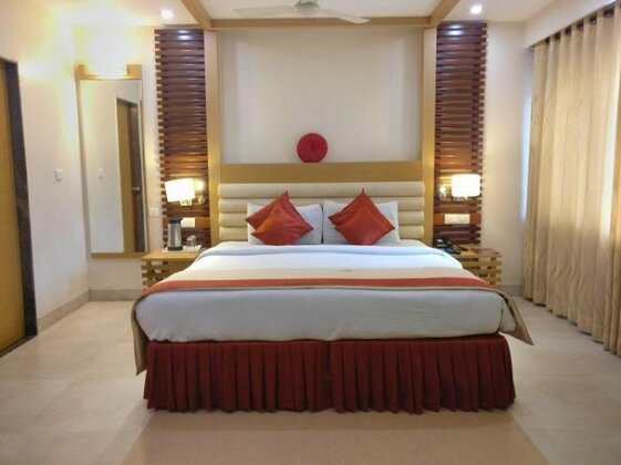 OYO 9610 Hotel MB International - Photo5