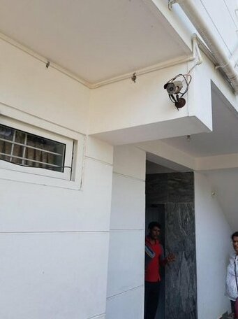 Rise Apartments - Photo2