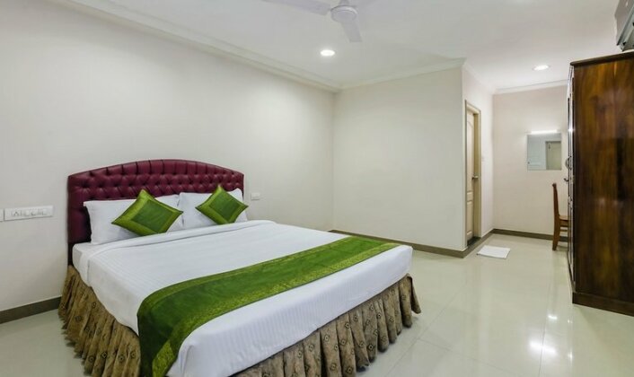 Treebo Royal Inn Trivandrum - Photo2