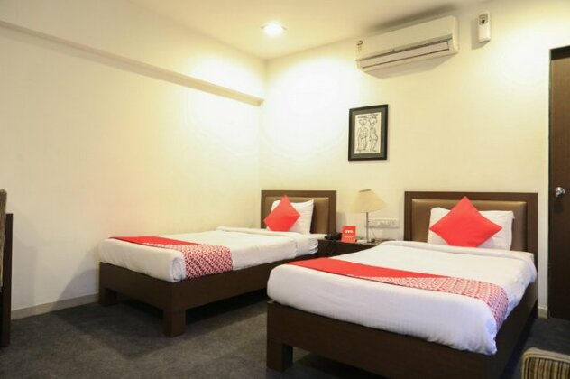 OYO 26499 Check Inn Service Apartment - Photo2