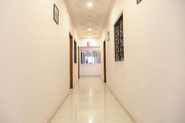 OYO 8115 Hotel Vinayak Inn - Photo3