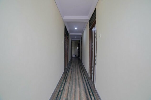 SPOT ON 40932 Hotel Adarsh Palace SPOT - Photo3