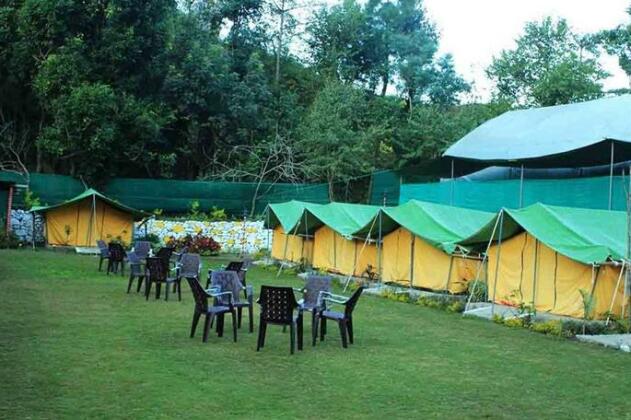 Camp Sparrow - Photo4
