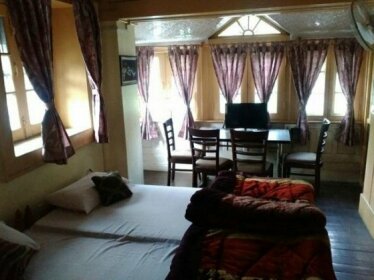 OYO 13486 Bhavya Heritage Inn Nainital