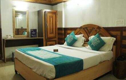 OYO Premium Near Zoo Nainital